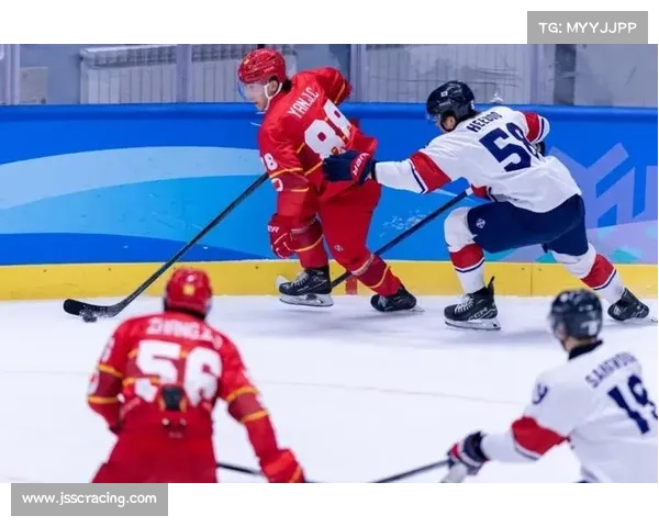 中国青年队加时绝杀俄罗斯 国际冰球邀请赛哈尔滨激情上演