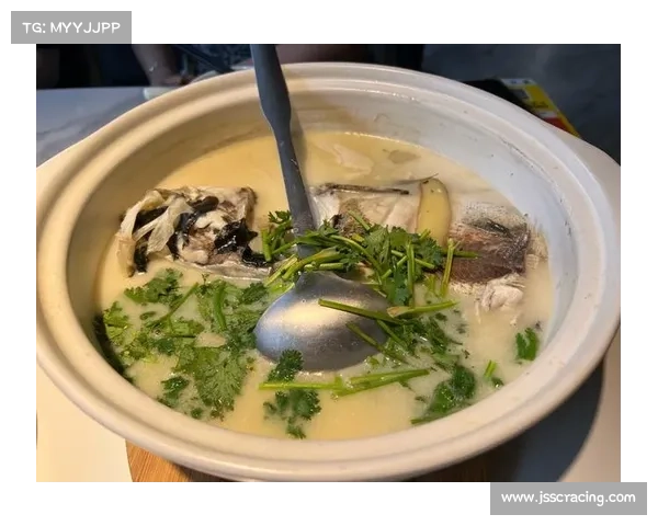 天目湖鱼头创始人免费送 3000 碗砂锅鱼头 为常州苏超队热血助威