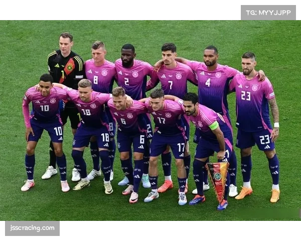 德国穆西亚拉维尔茨双核驱动 纳格尔斯曼4231体系依赖两人创造力